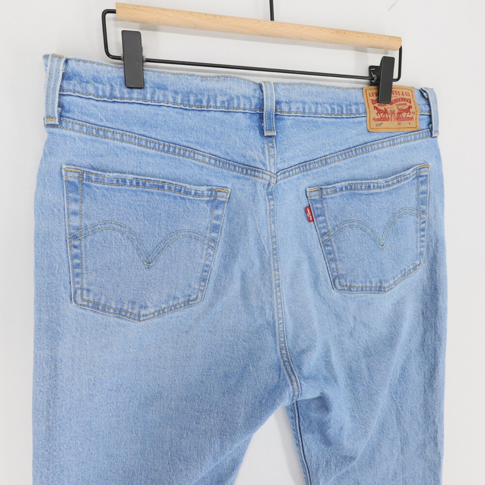 Levis 501 Original Jeans Womens 33x30 Light Blue Straight Button Fly High Rise - Picture 4 of 11